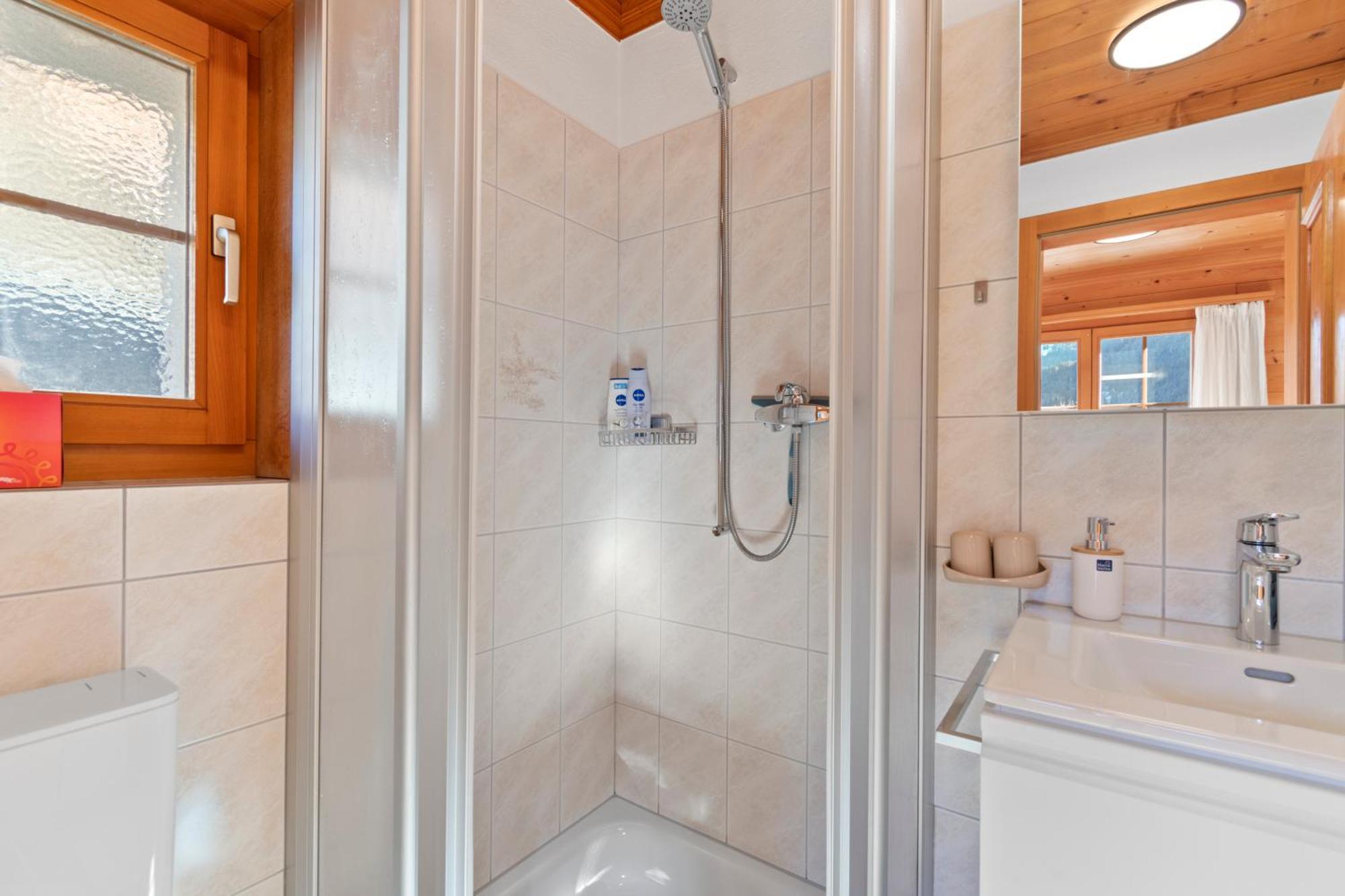Gemuetliches Chalet Mit Privater Sauna Und Schoener Aussicht Küblis 外观 照片